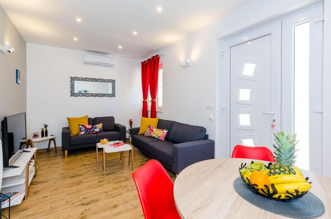 Moon River Apartment